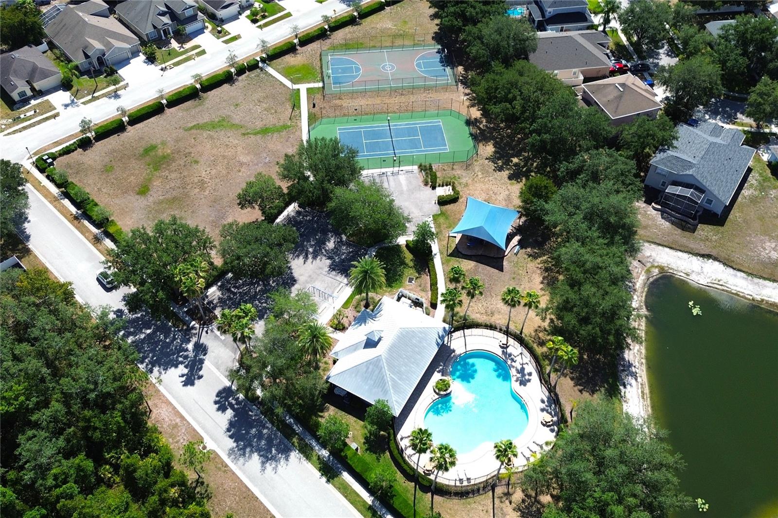 SUNCOAST LAKES PH 01 - Residential