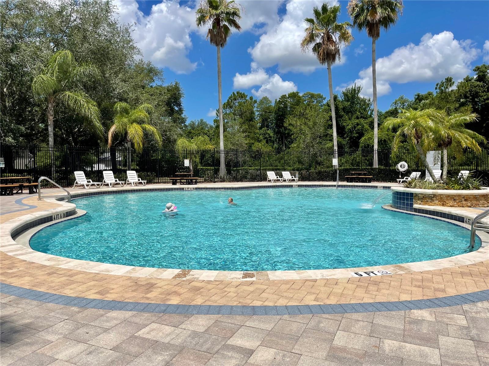 SUNCOAST LAKES PH 01 - Residential