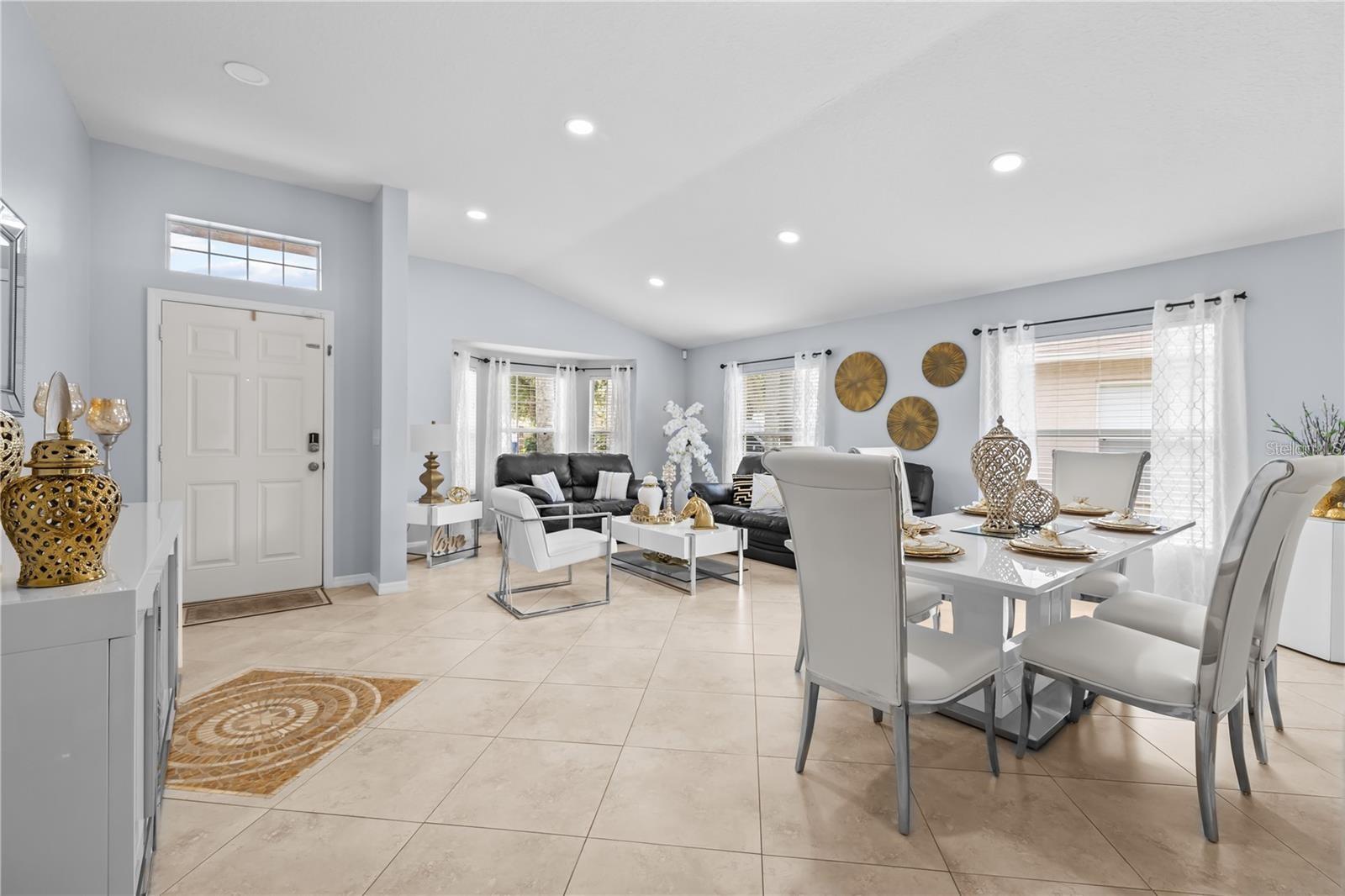 SUNCOAST LAKES PH 01 - Residential