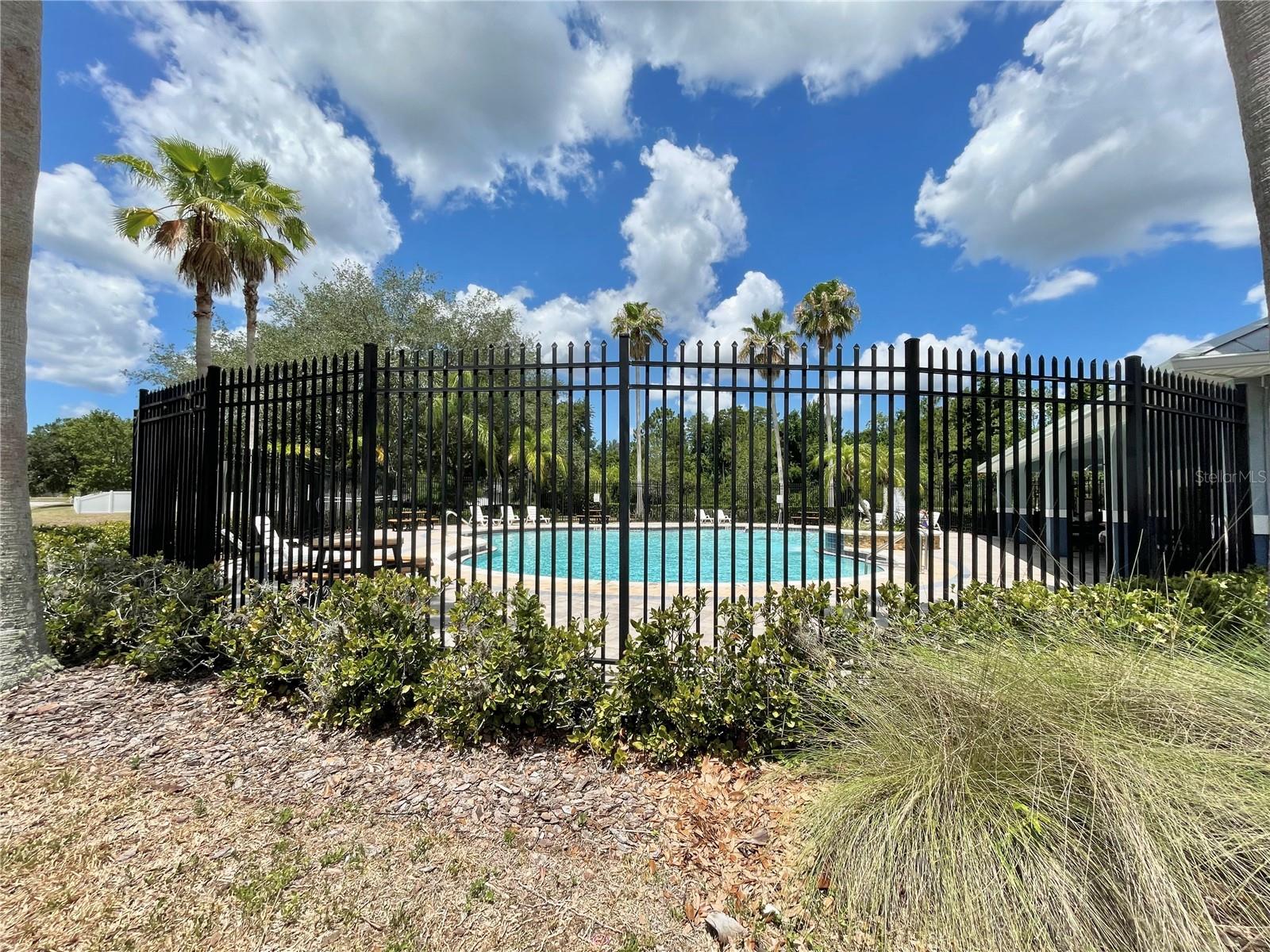 SUNCOAST LAKES PH 01 - Residential