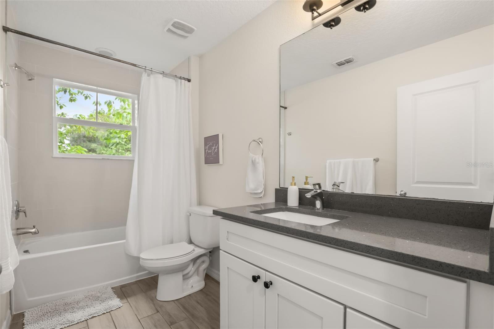 SILVERDAWN - Residential