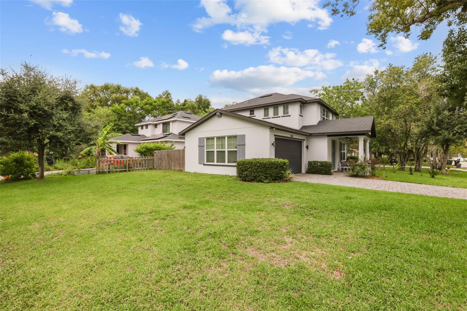 SILVERDAWN - Residential