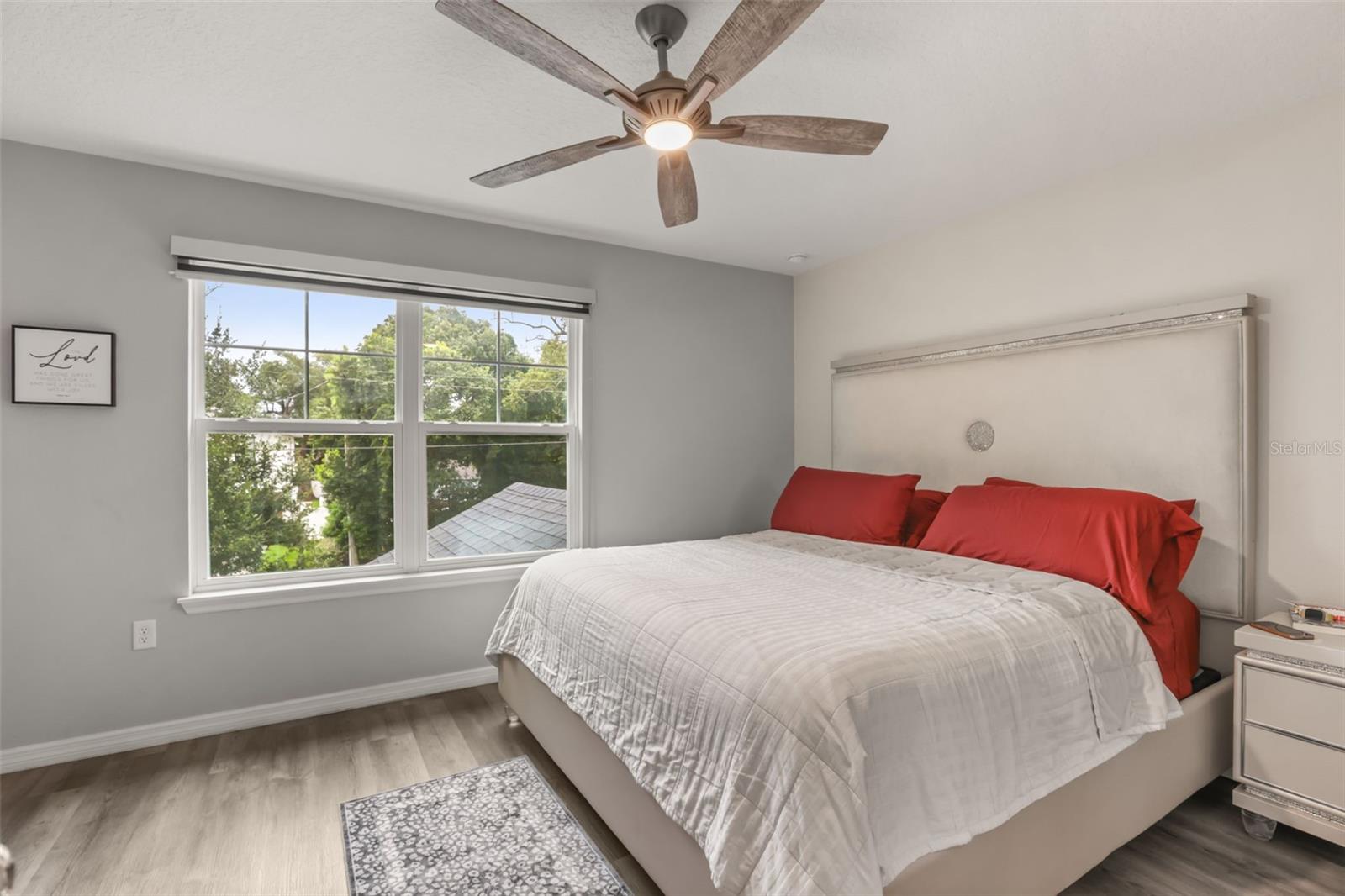 SILVERDAWN - Residential