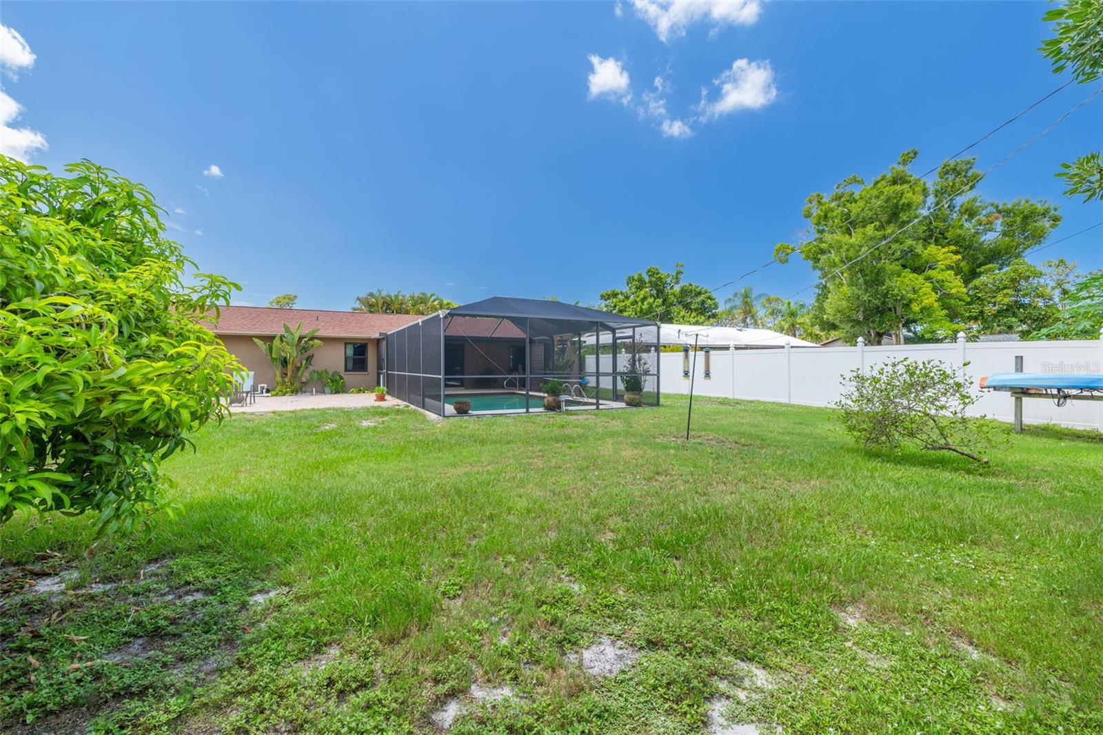 MEAD HELEN D - Residential