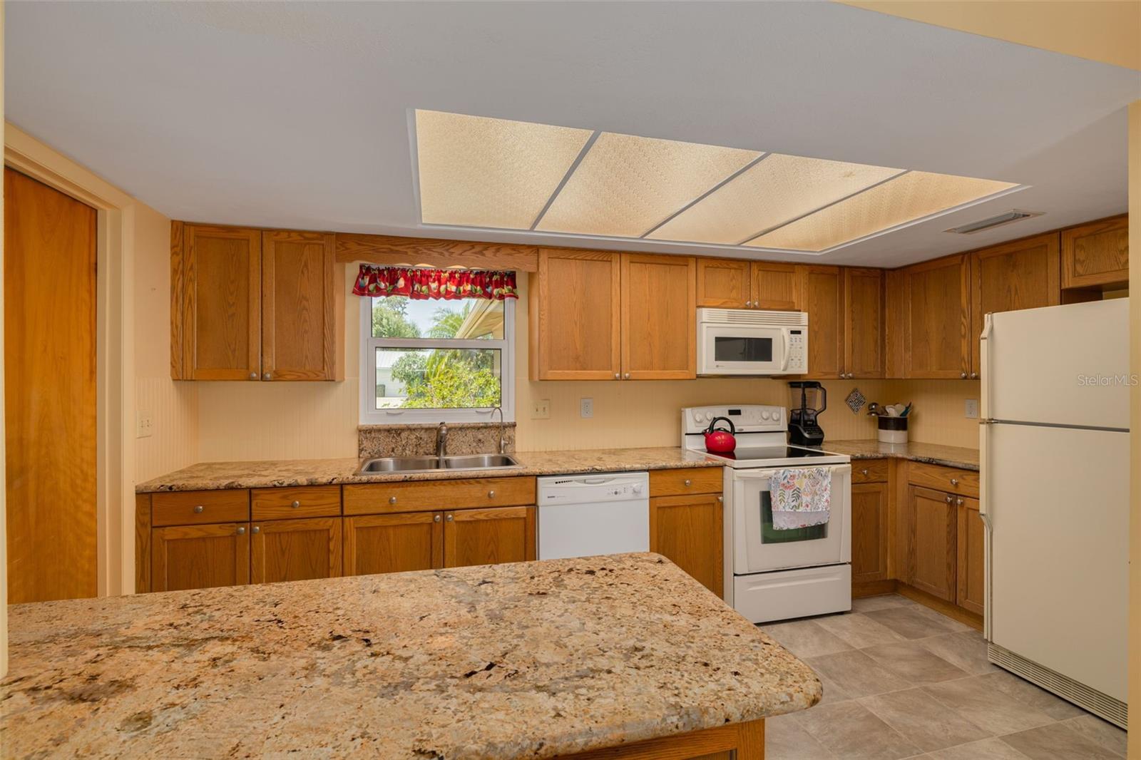 MEAD HELEN D - Residential