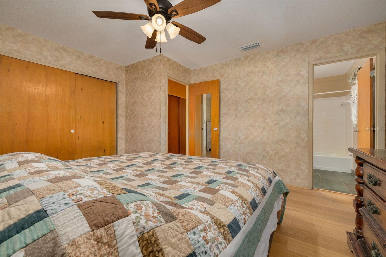 MEAD HELEN D - Residential
