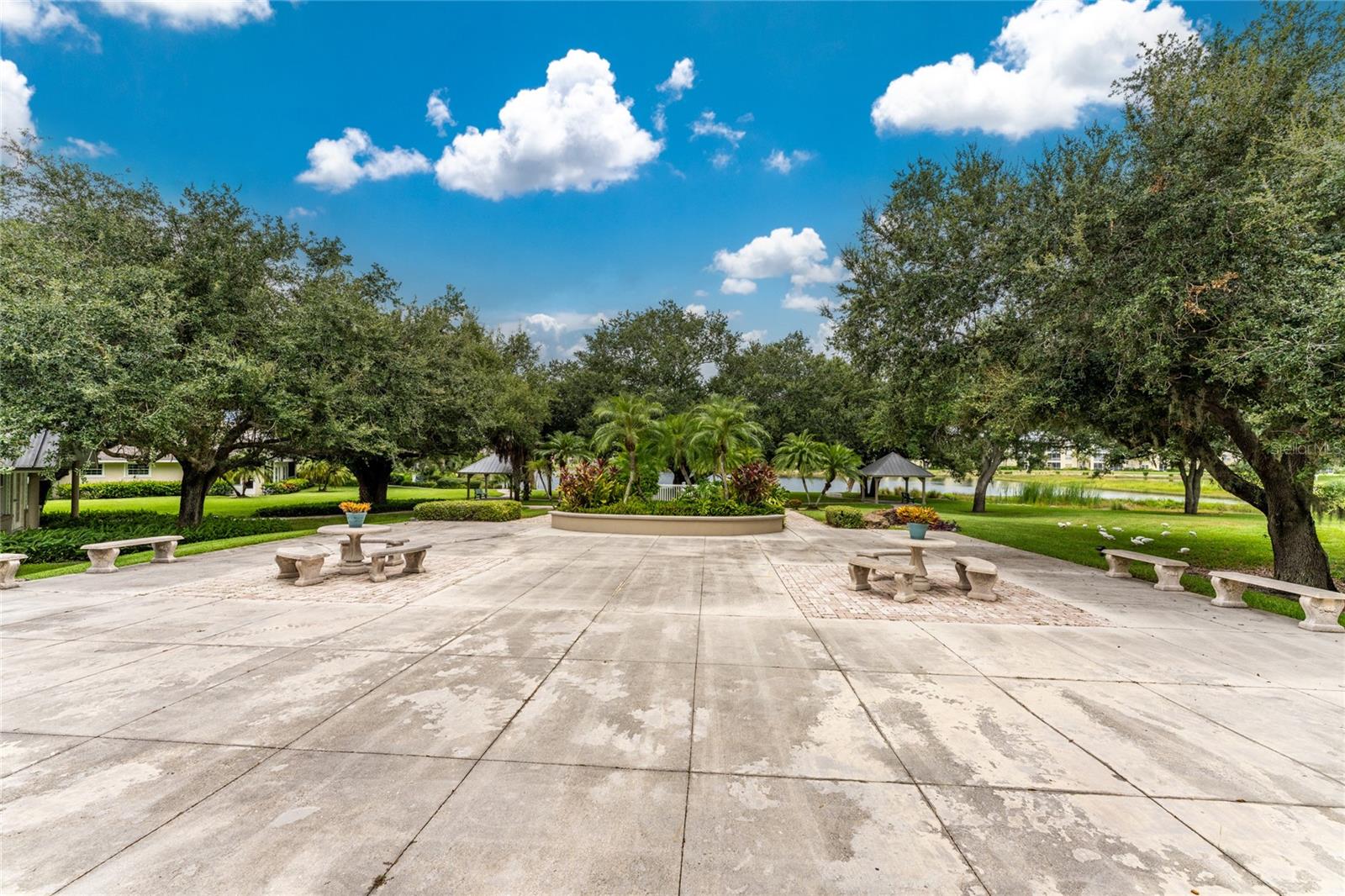 WATERSIDE CLUB 02 AT HERITAGE - Residential