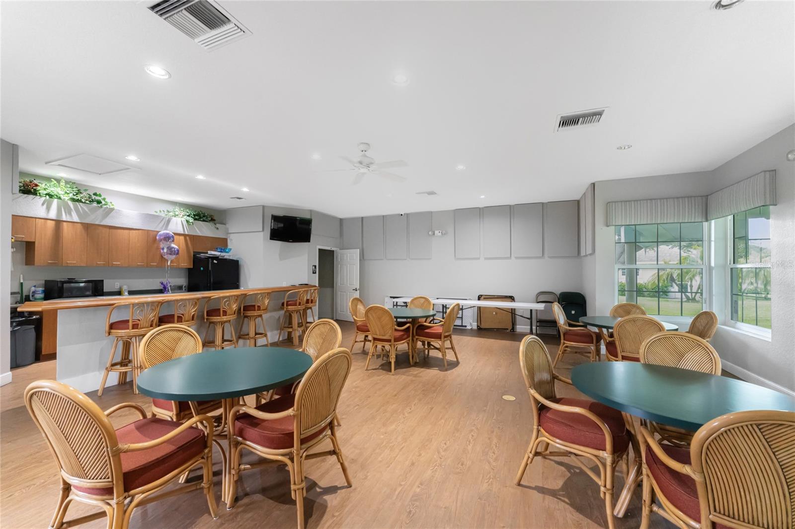 WATERSIDE CLUB 02 AT HERITAGE - Residential