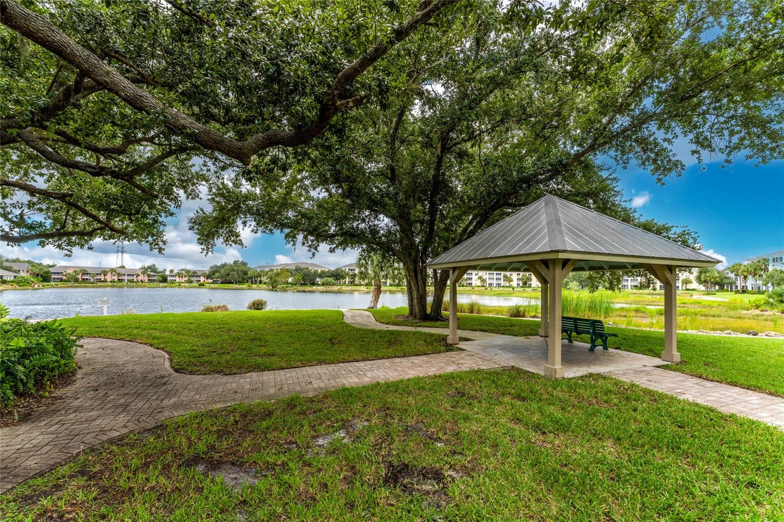 WATERSIDE CLUB 02 AT HERITAGE - Residential