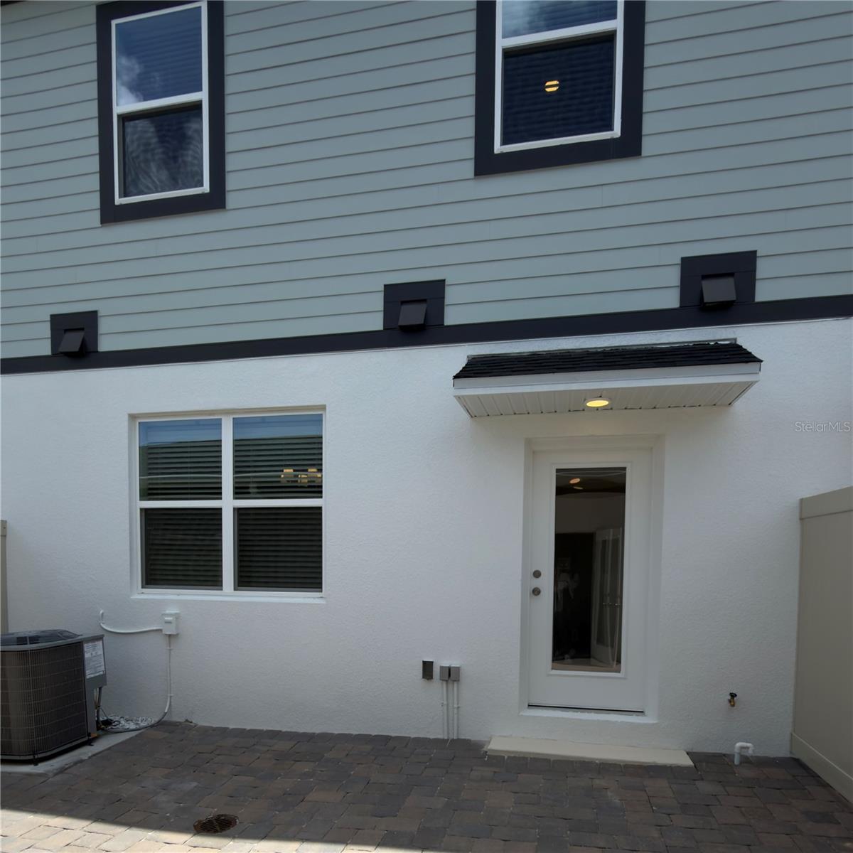 EMERSON POINTE - Residential Lease