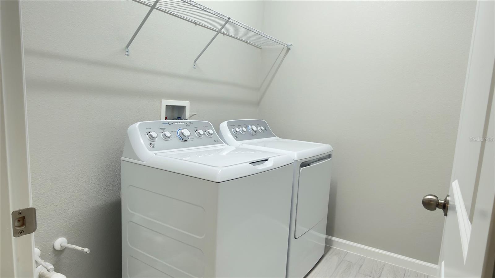 EMERSON POINTE - Residential Lease