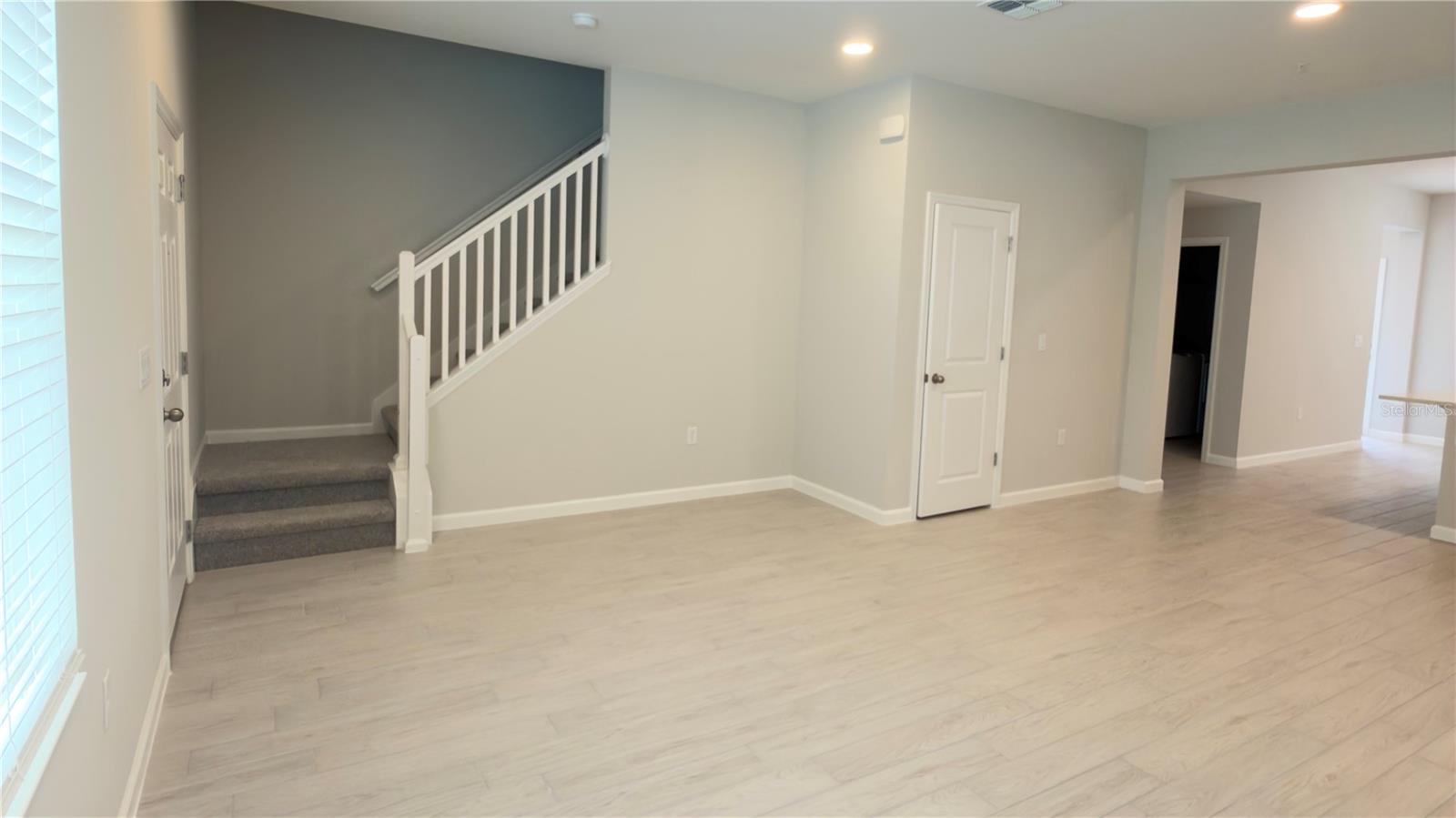 EMERSON POINTE - Residential Lease