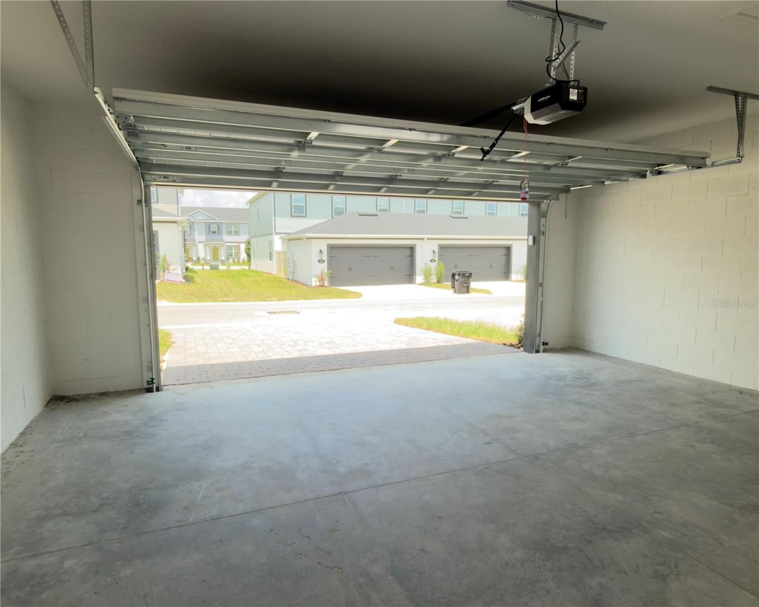 EMERSON POINTE - Residential Lease