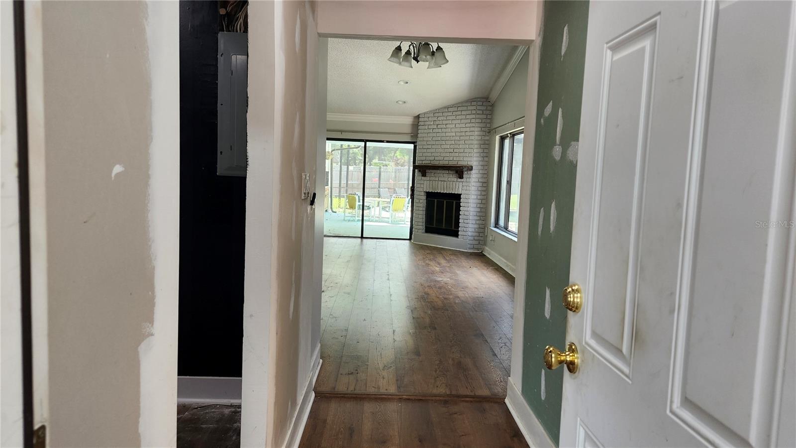 MAGNOLIA WOODS AT ERROL ESTATE - Residential