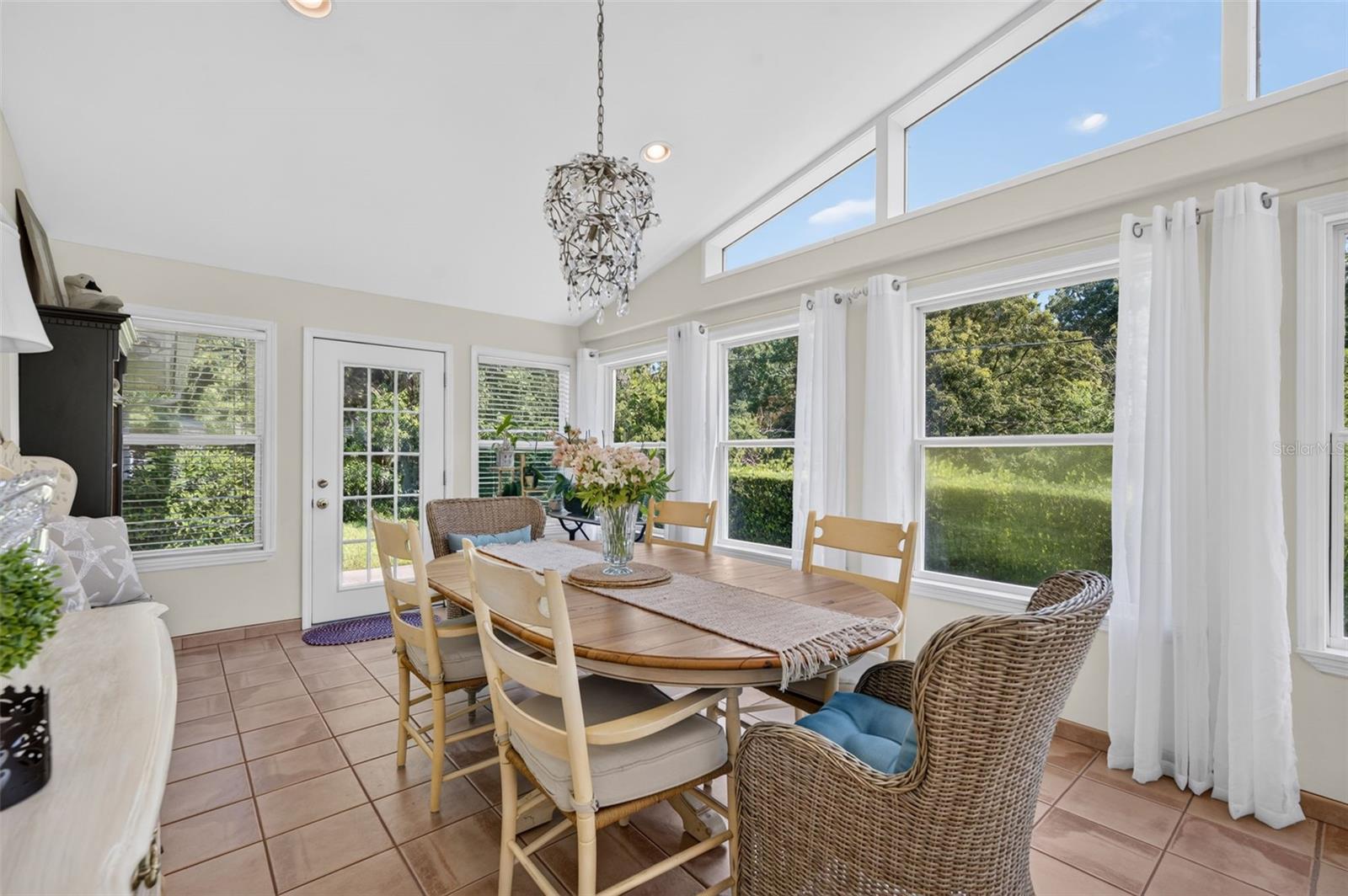 DOMMERICH WOODS - Residential
