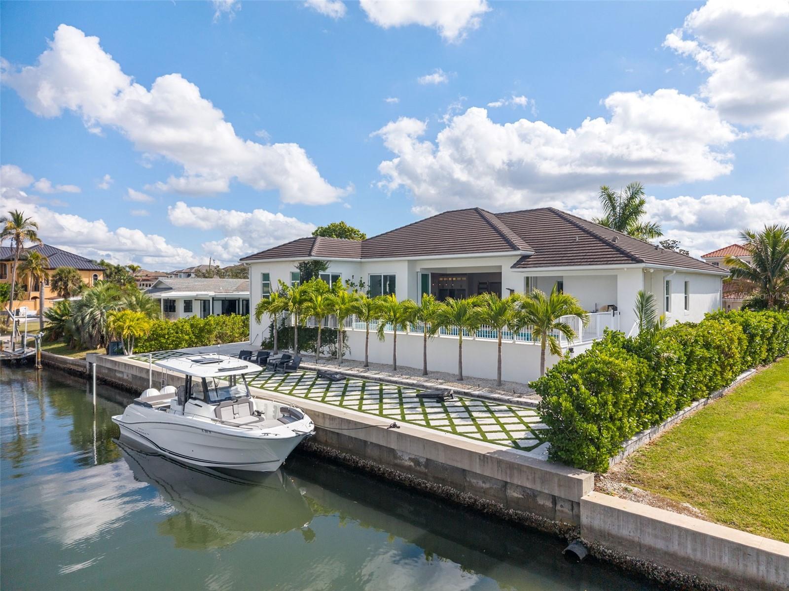 AQUALANE ESTATES 1ST UNIT - Residential