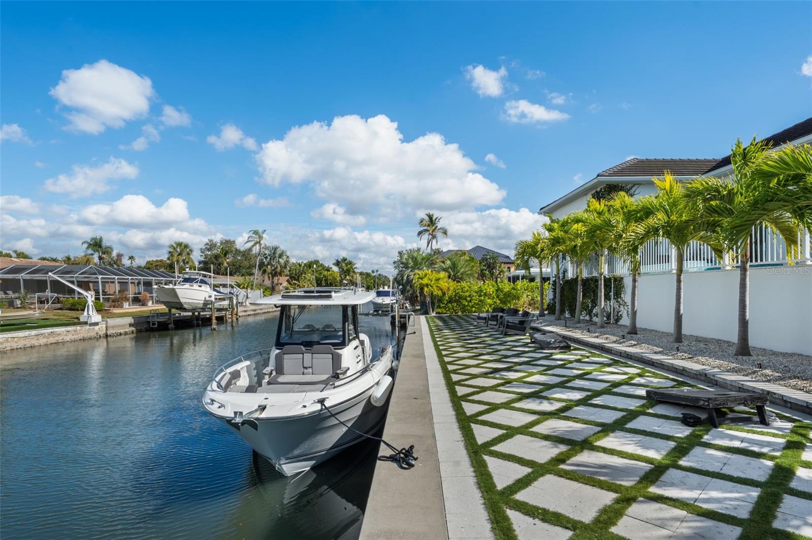 AQUALANE ESTATES 1ST UNIT - Residential