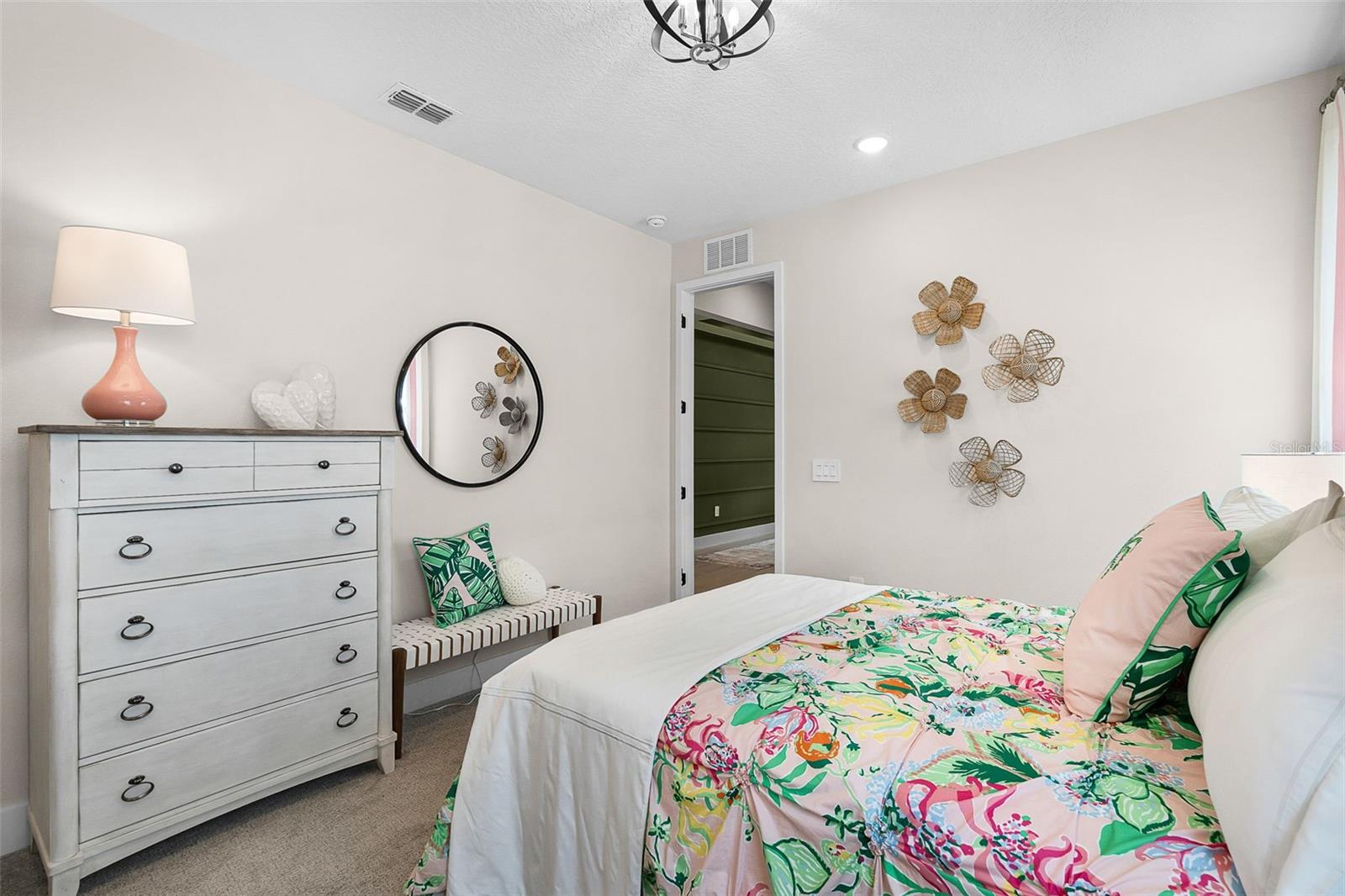EDEN CREST - Residential