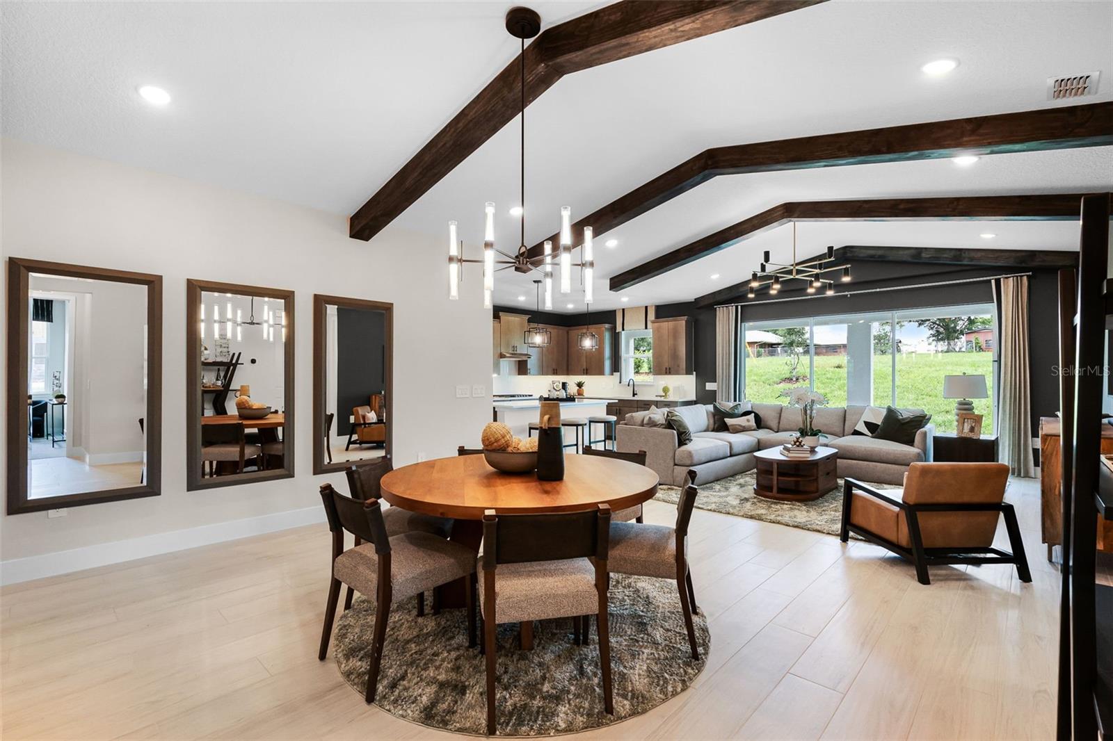 EDEN CREST - Residential
