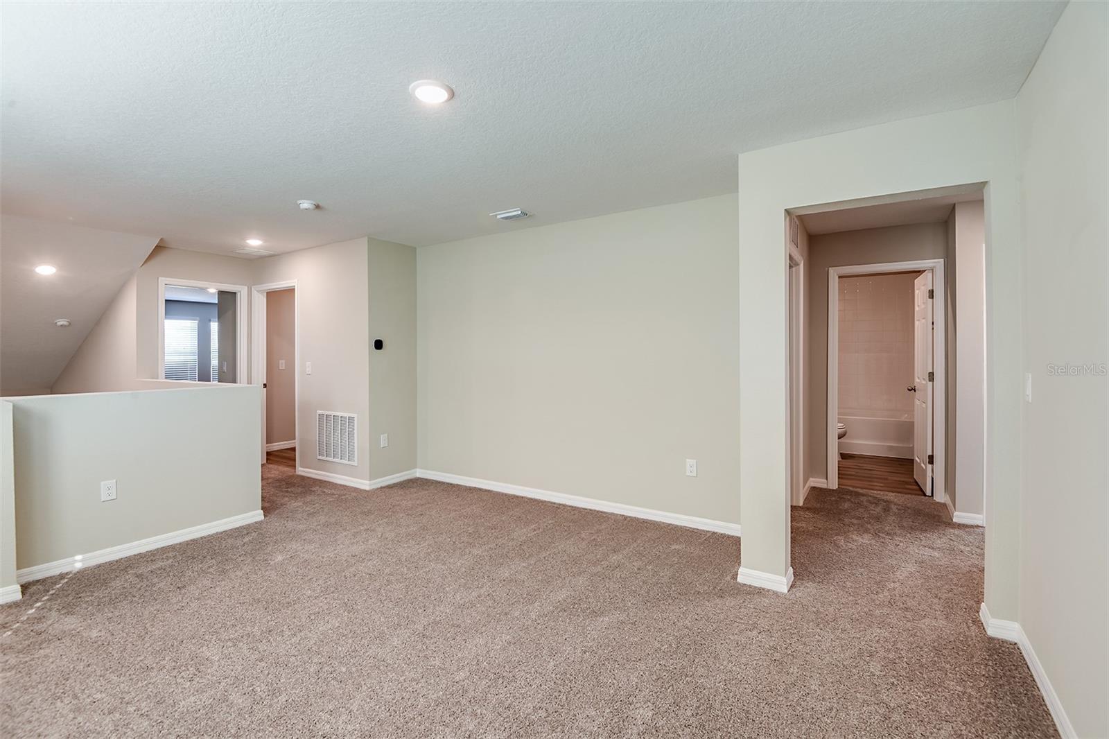 TWO RIVERS - Residential