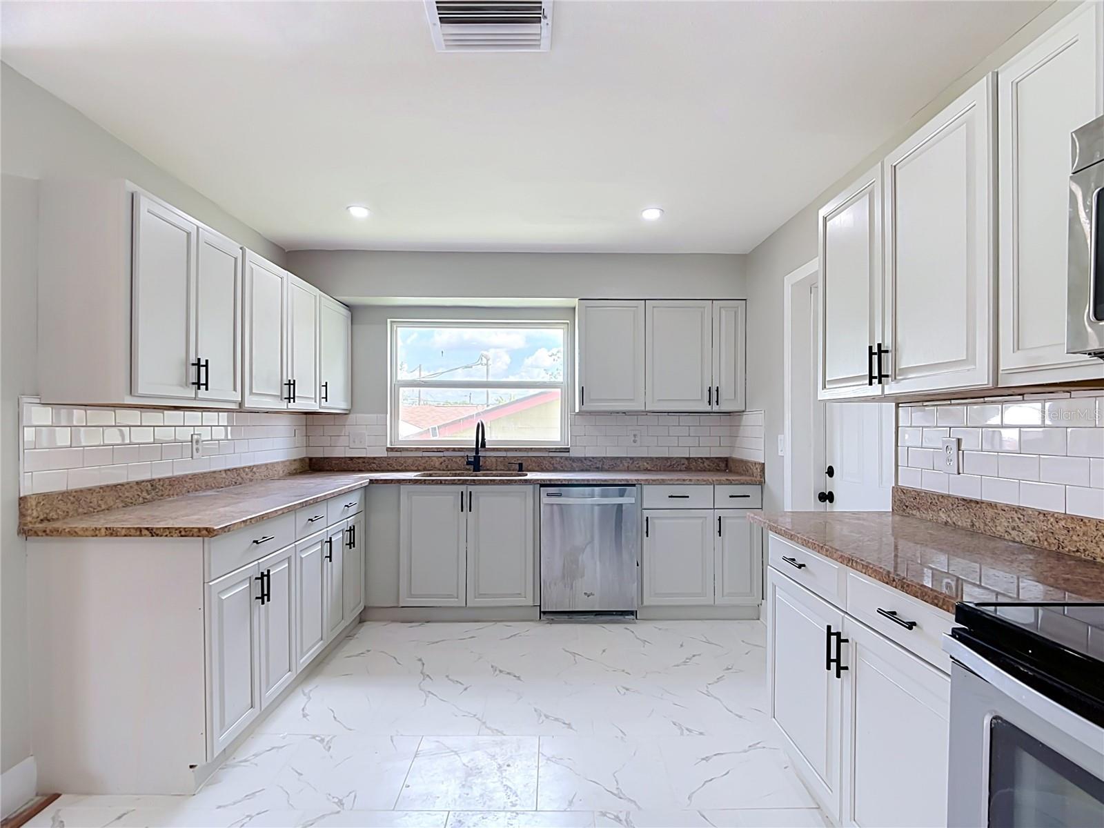 HIGHLANDS SOUTH - Residential