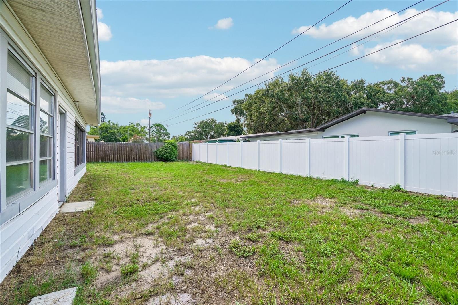 SUNNY PARK GROVES - Residential