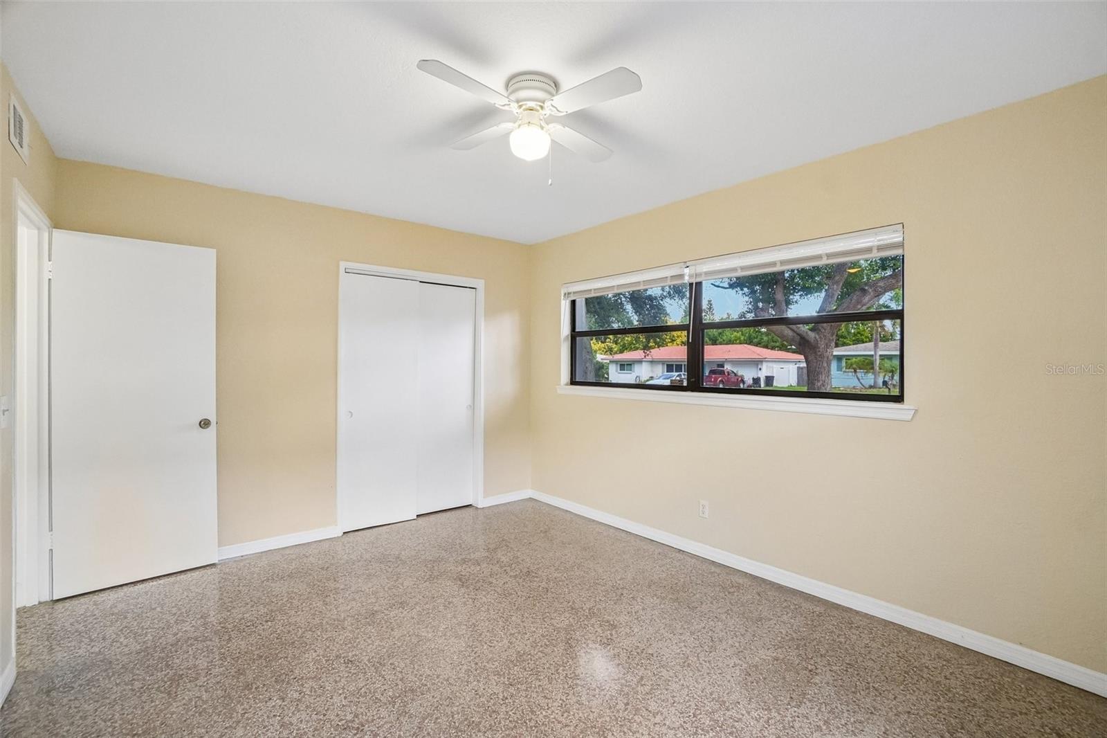 SUNNY PARK GROVES - Residential