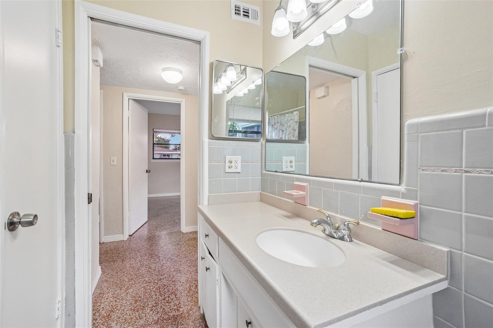 SUNNY PARK GROVES - Residential