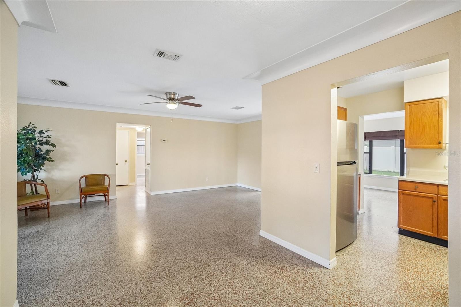 SUNNY PARK GROVES - Residential