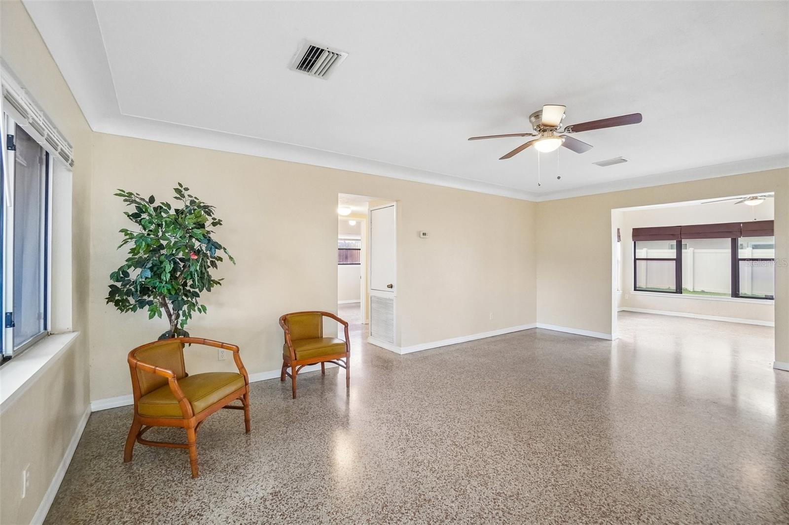 SUNNY PARK GROVES - Residential