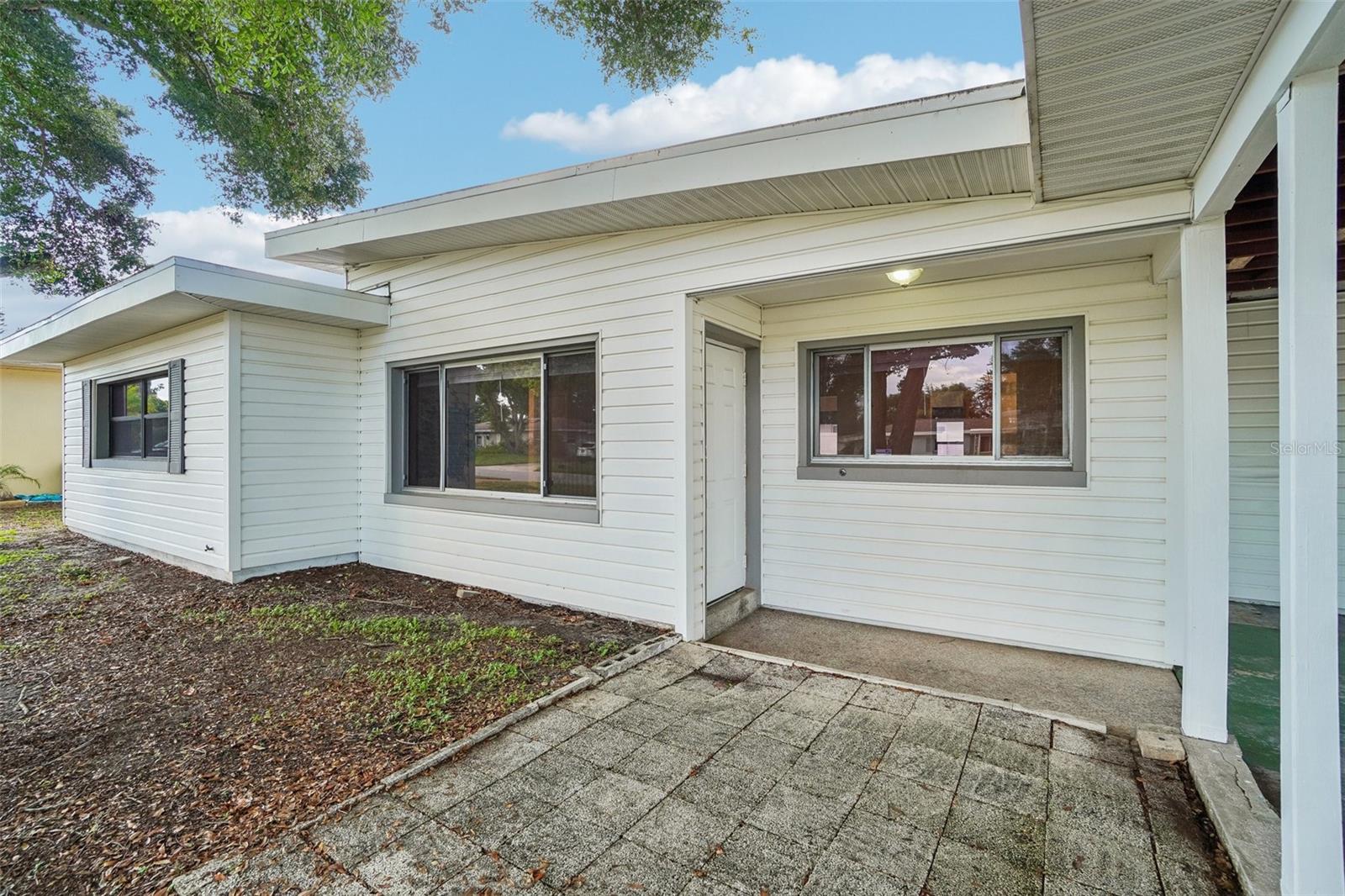 SUNNY PARK GROVES - Residential