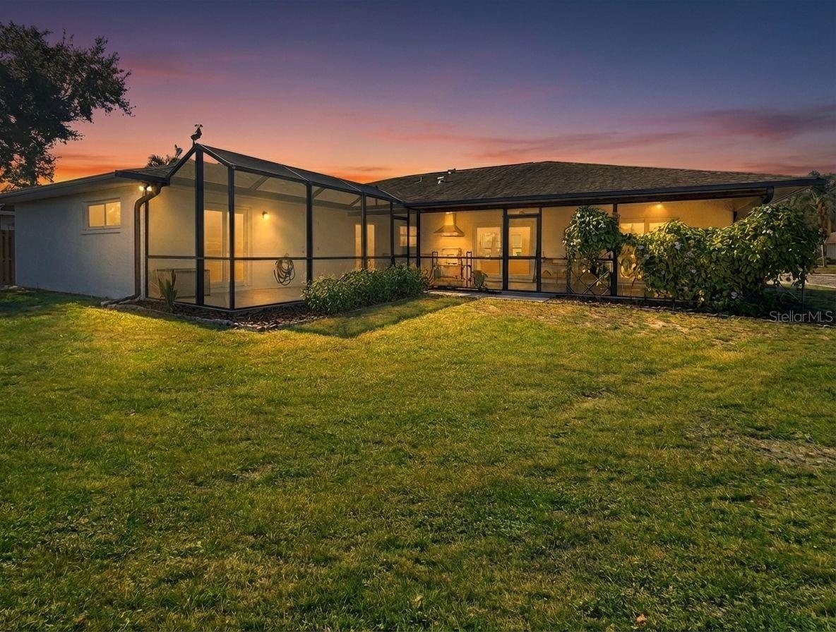 COUNTRY MEADOWS - Residential