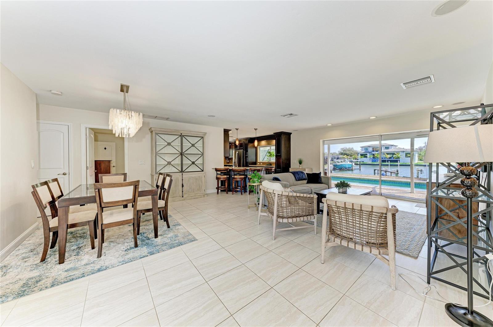 SIESTA ISLES - Residential