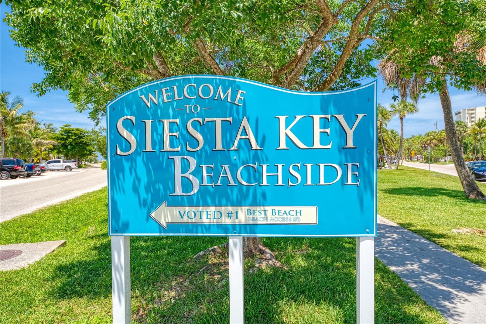 SIESTA ISLES - Residential