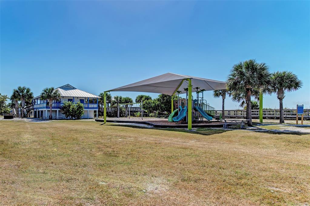 PORT CHARLOTTE SEC 082 - Land