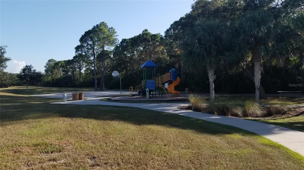 PORT CHARLOTTE SEC 082 - Land