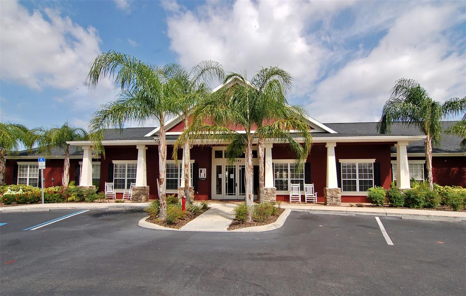 ADMIRALS WALK - Residential