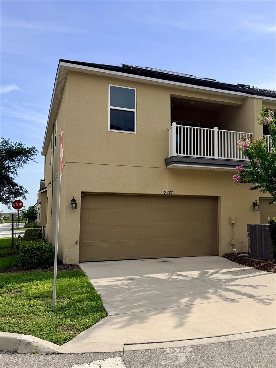 RANDAL WALK - Residential