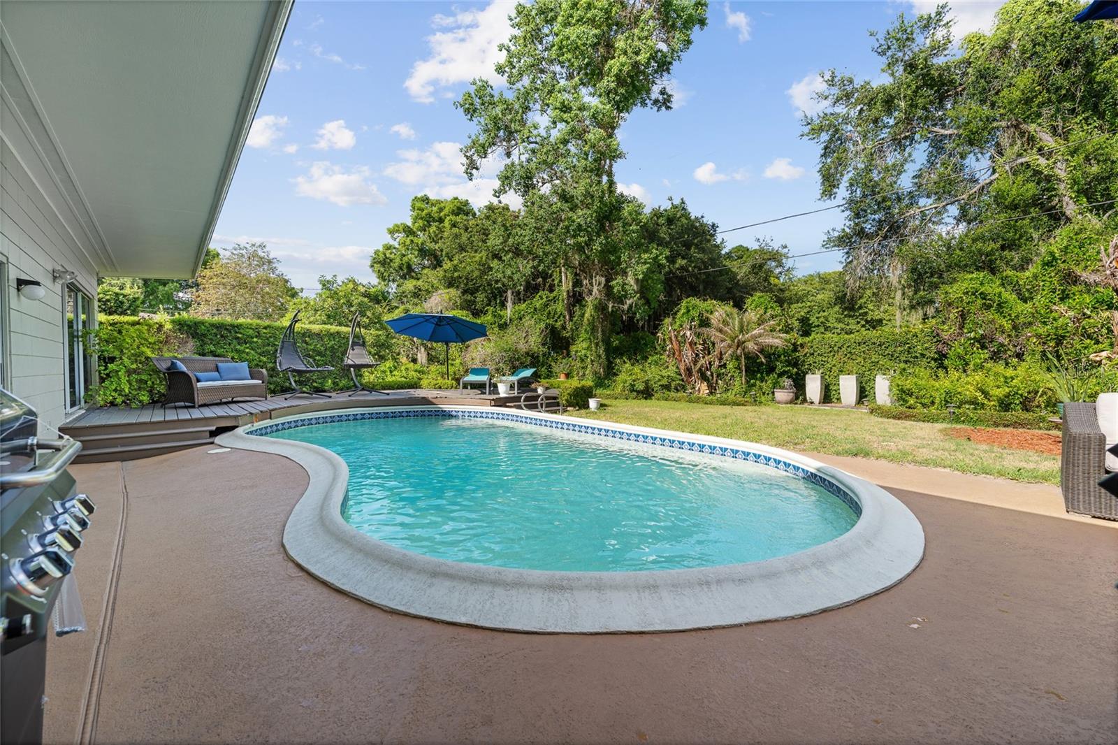 FLAMINGO SHORES - Residential
