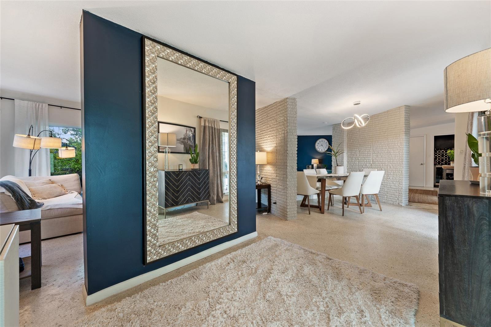 FLAMINGO SHORES - Residential