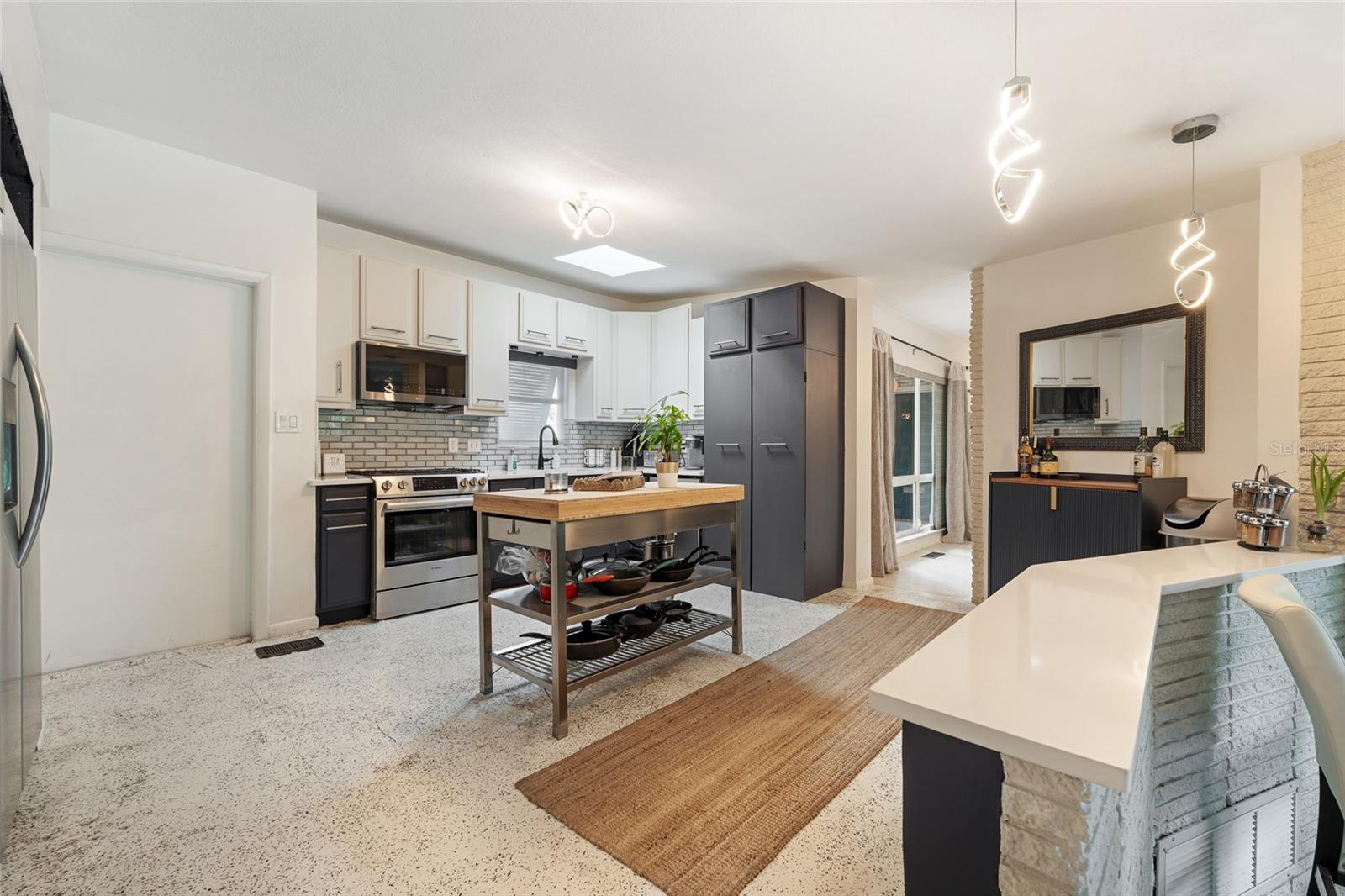 FLAMINGO SHORES - Residential