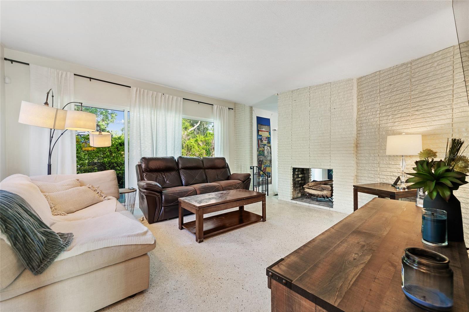 FLAMINGO SHORES - Residential