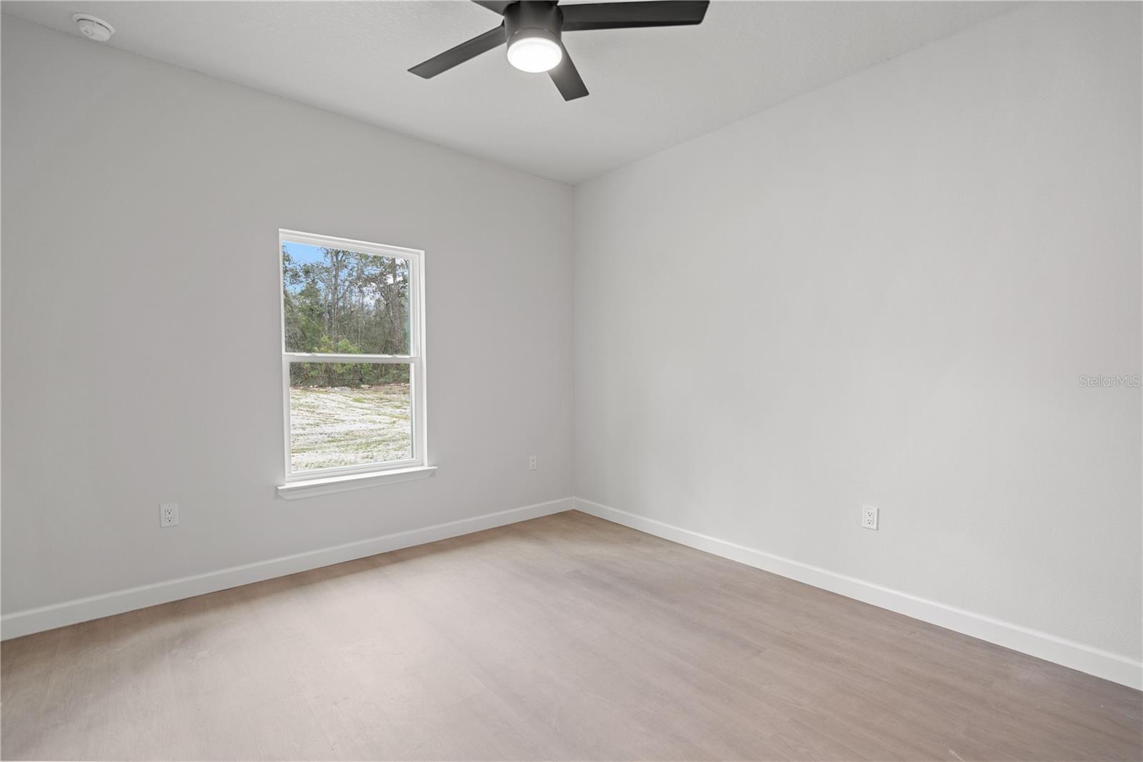 CHIEFLAND COUNTRY ESTATES - Residential