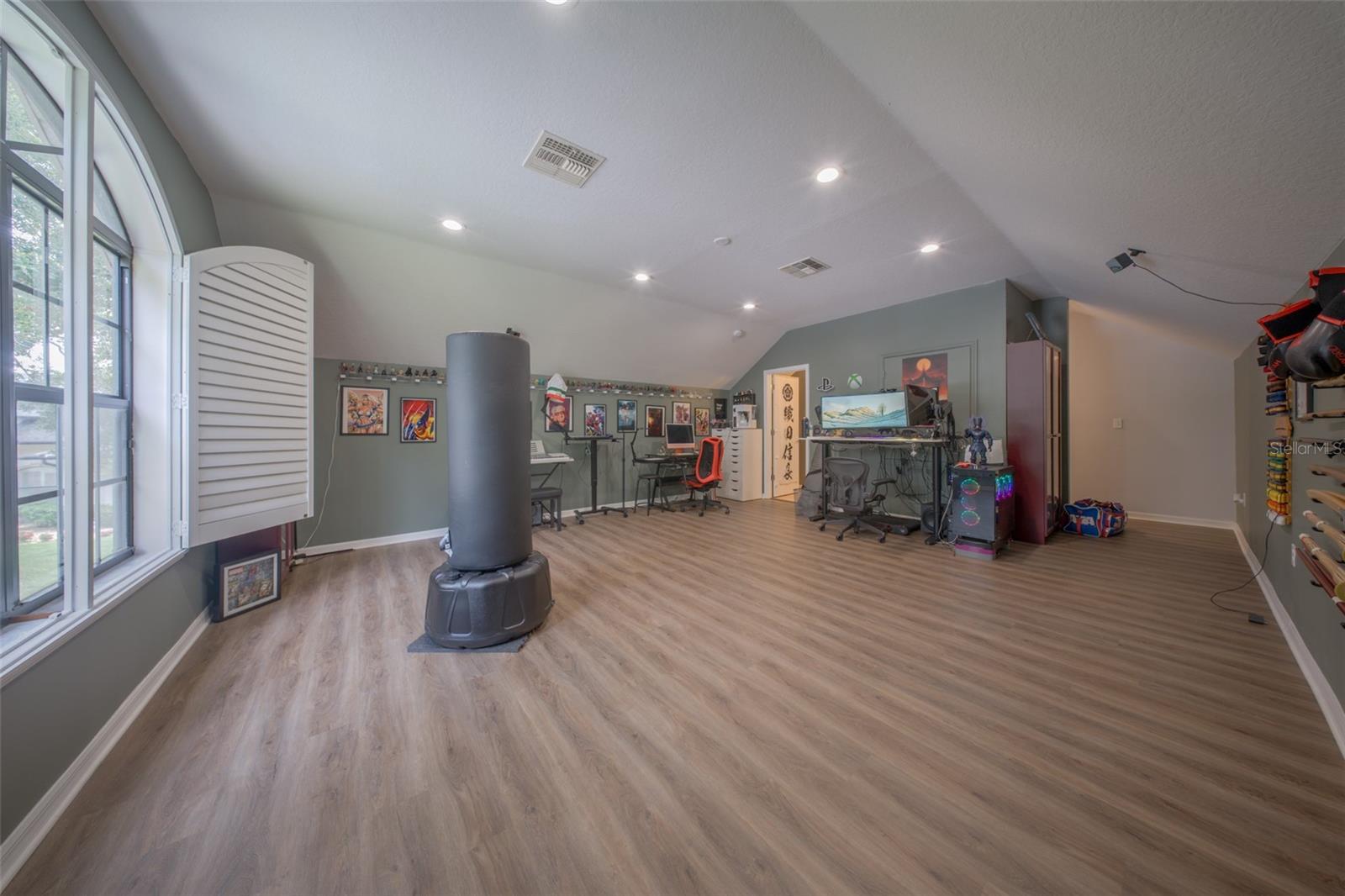 EAST LAKE RESERVE AT NARCOOSSEE UNIT 4 - Residential