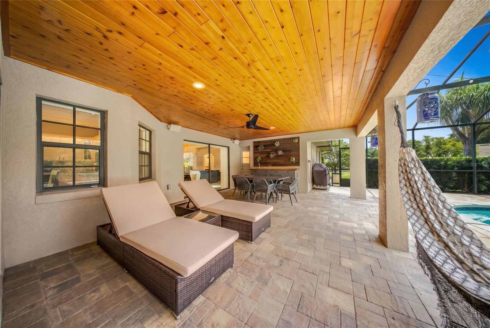 EAST LAKE RESERVE AT NARCOOSSEE UNIT 4 - Residential