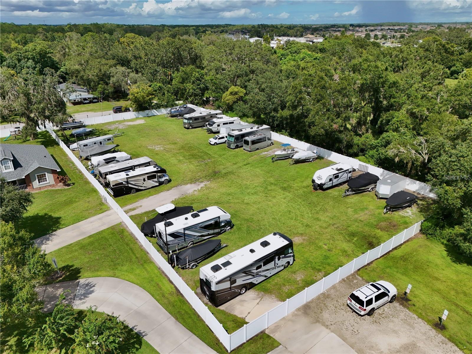 EAST LAKE RESERVE AT NARCOOSSEE UNIT 4 - Residential