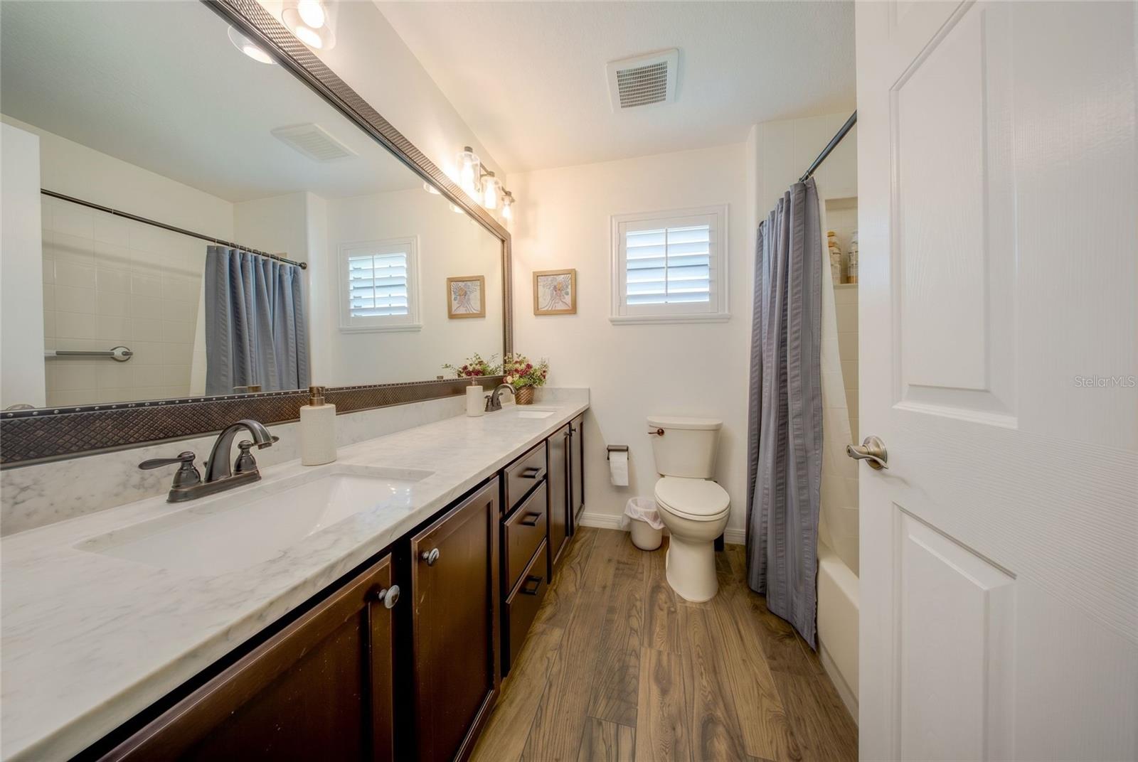 EAST LAKE RESERVE AT NARCOOSSEE UNIT 4 - Residential