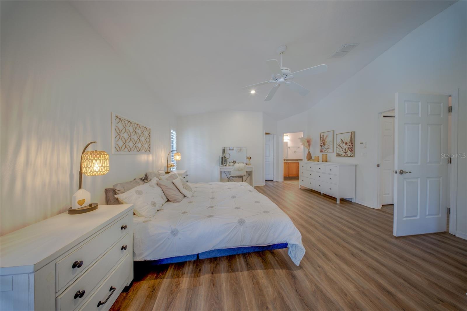 EAST LAKE RESERVE AT NARCOOSSEE UNIT 4 - Residential