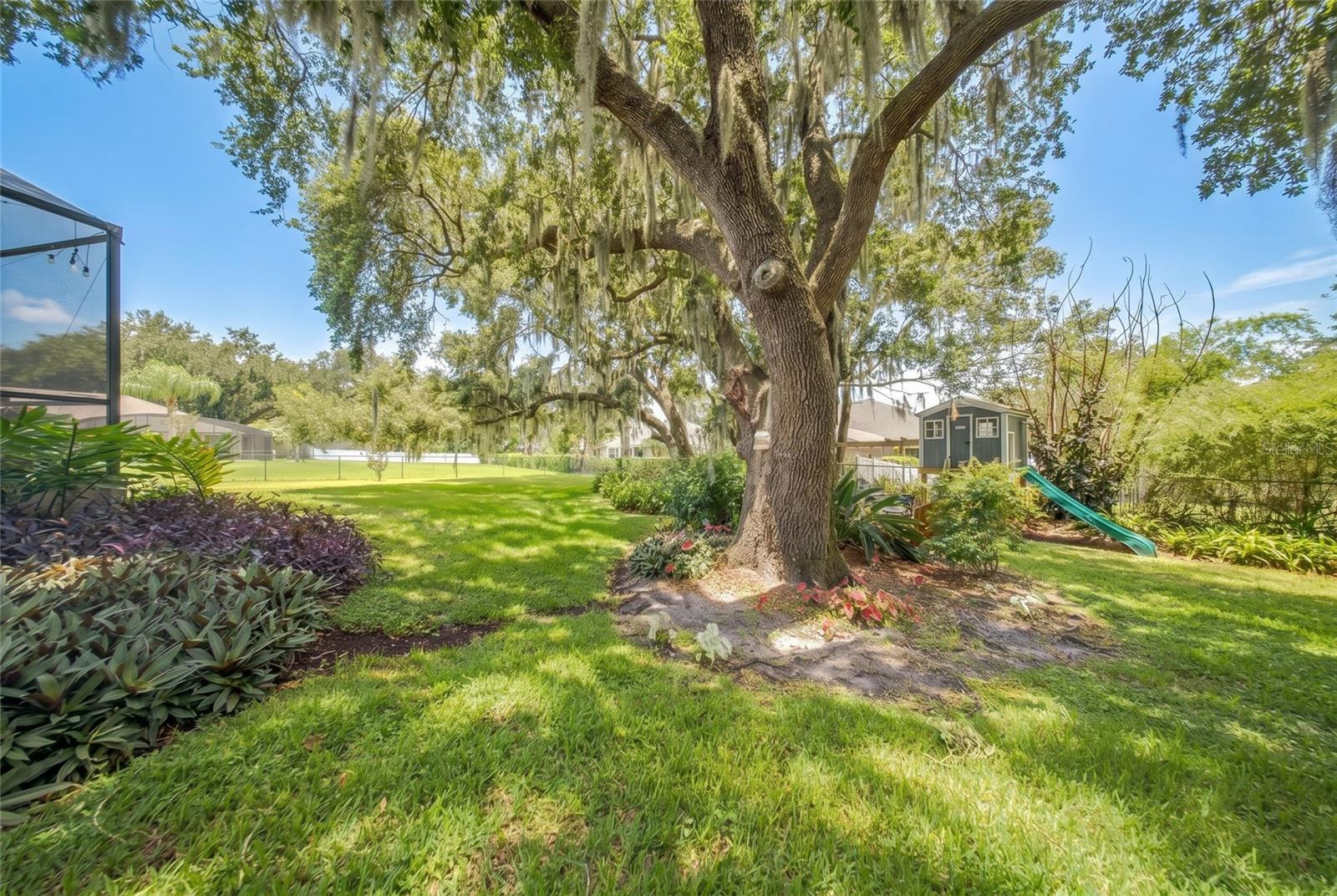 EAST LAKE RESERVE AT NARCOOSSEE UNIT 4 - Residential