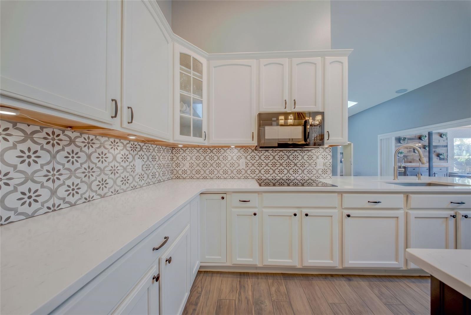 EAST LAKE RESERVE AT NARCOOSSEE UNIT 4 - Residential